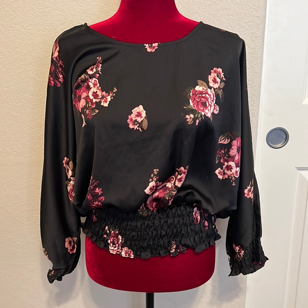 Vince Camuto Floral Top